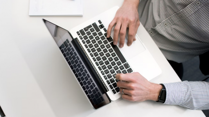 Consultation sur les ressources éducatives numériques